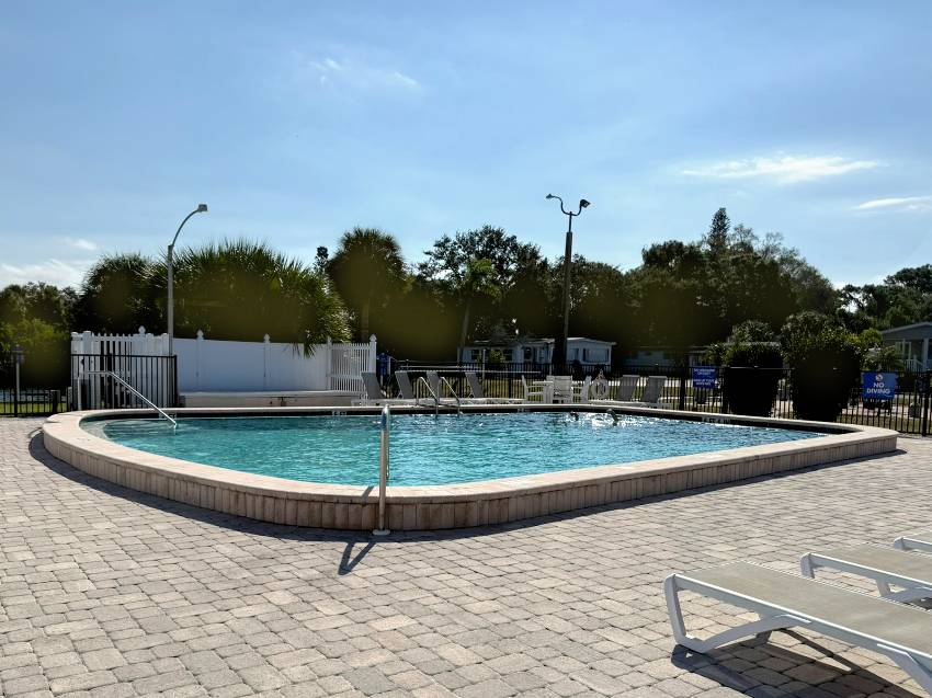 Bayshore Windmill Village - Mobile Home Community