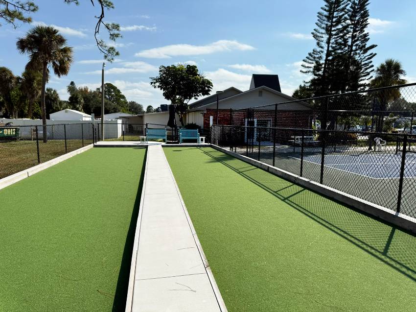 Bayshore Windmill Village - Mobile Home Community