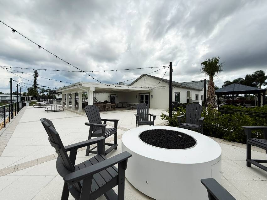 Terra Palms - Mobile Home Community