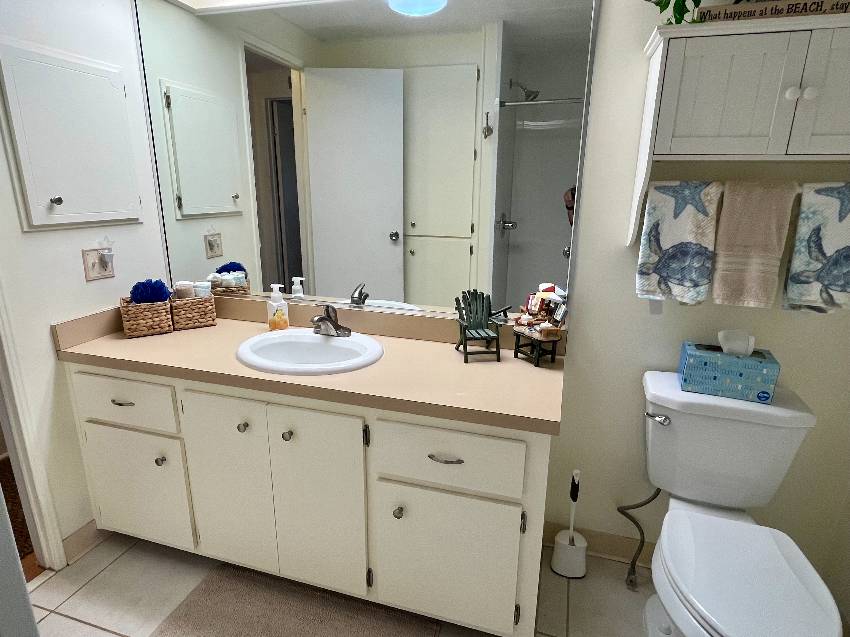 433 Bimini a Venice, FL Mobile or Manufactured Home for Sale