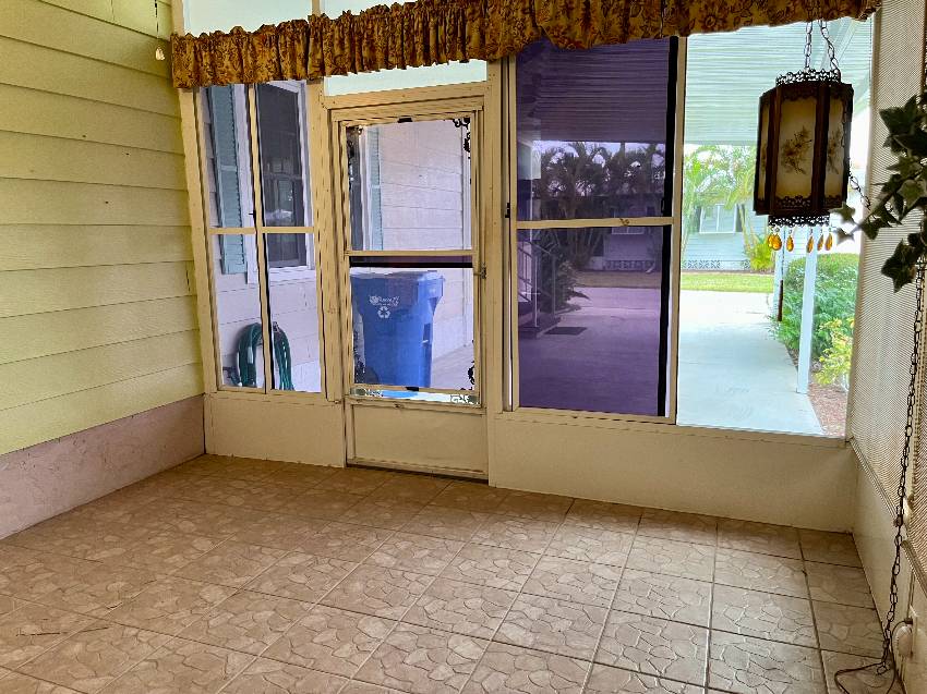 1276 S Indies Cir a Venice, FL Mobile or Manufactured Home for Sale