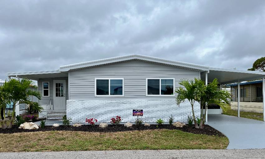 926 Questa a Venice, FL Mobile or Manufactured Home for Sale