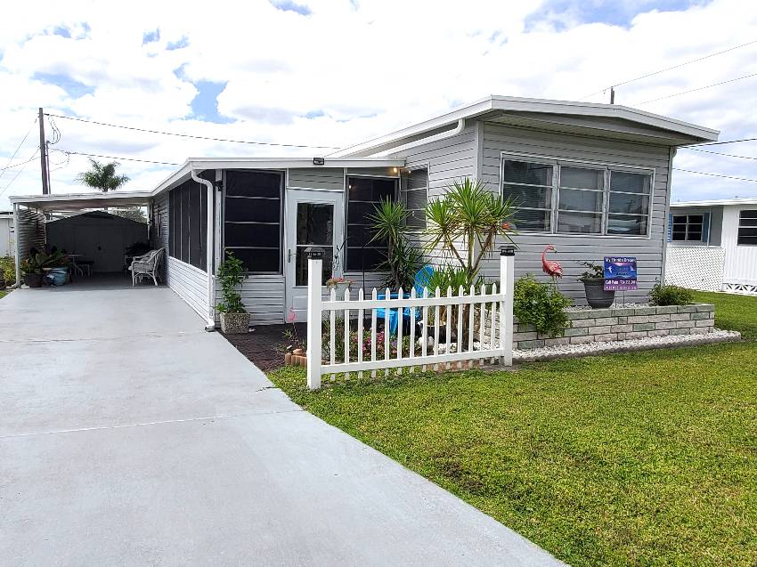 15 Haven Ave a Palmetto, FL Mobile or Manufactured Home for Sale