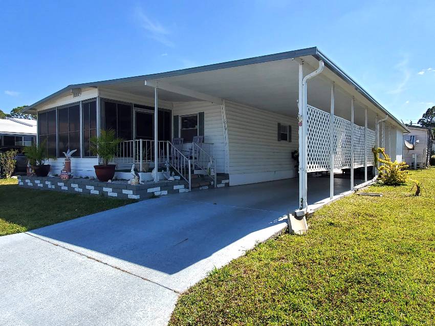 303 Apricot St a Bradenton, FL Mobile or Manufactured Home for Sale