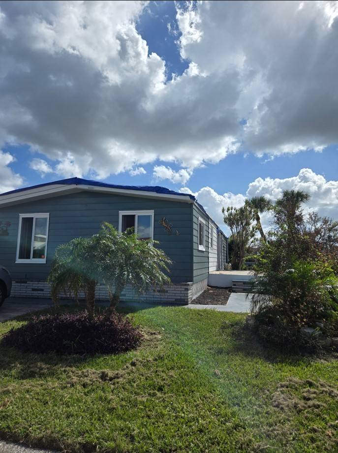 954 Orinoco a Venice, FL Mobile or Manufactured Home for Sale