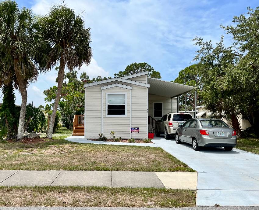 904 Lucaya a Venice, FL Mobile or Manufactured Home for Sale