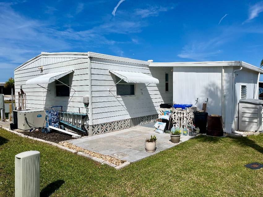 948 Bonaire a Venice, FL Mobile or Manufactured Home for Sale