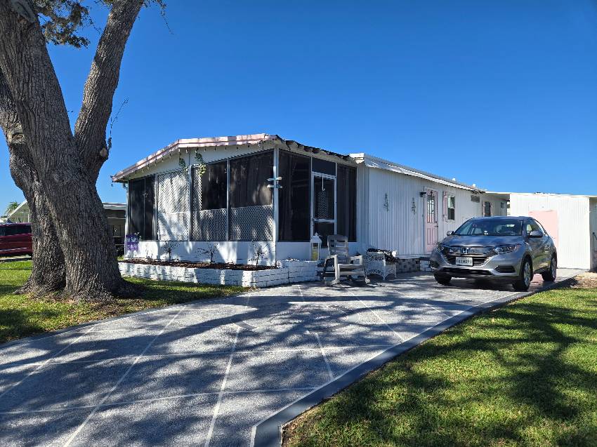 7512 Morningside Dr a Ellenton, FL Mobile or Manufactured Home for Sale