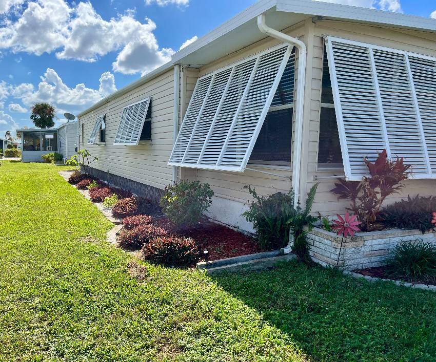 962 Sand Cay a Venice, FL Mobile or Manufactured Home for Sale