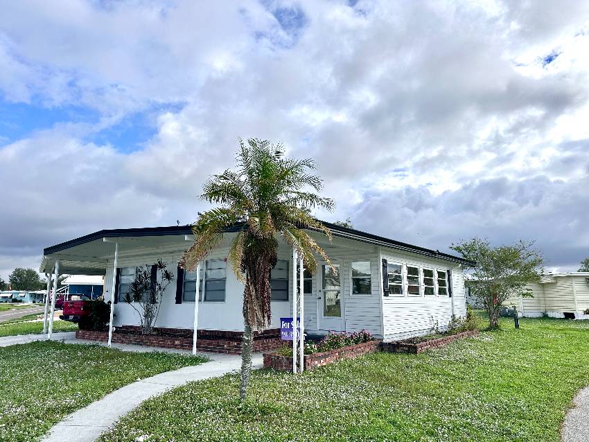 409 Peppertree Lane a Ellenton, FL Mobile or Manufactured Home for Sale