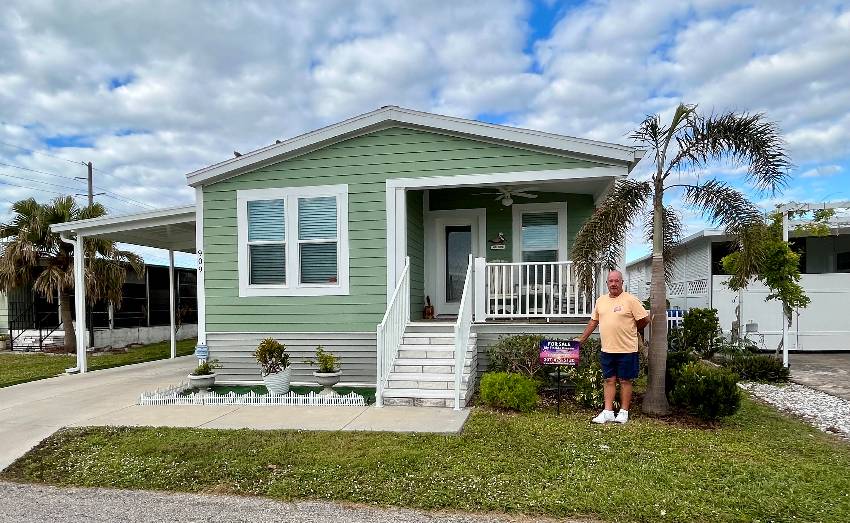 909 Windemere a Venice, FL Mobile or Manufactured Home for Sale