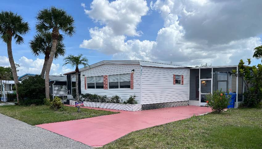 964 Nogoya a Venice, FL Mobile or Manufactured Home for Sale