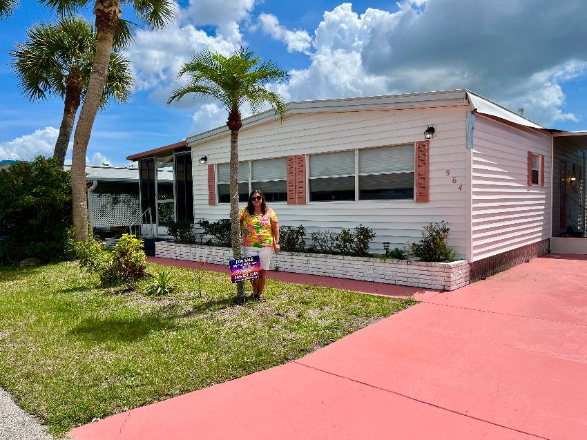 964 Nogoya a Venice, FL Mobile or Manufactured Home for Sale