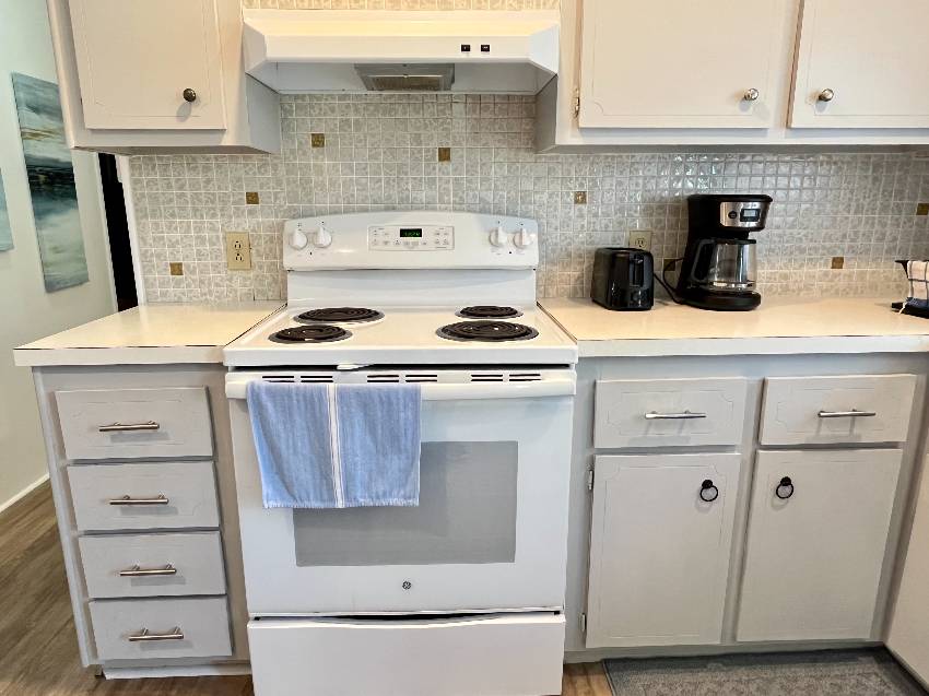 994 Eleuthera a Venice, FL Mobile or Manufactured Home for Sale