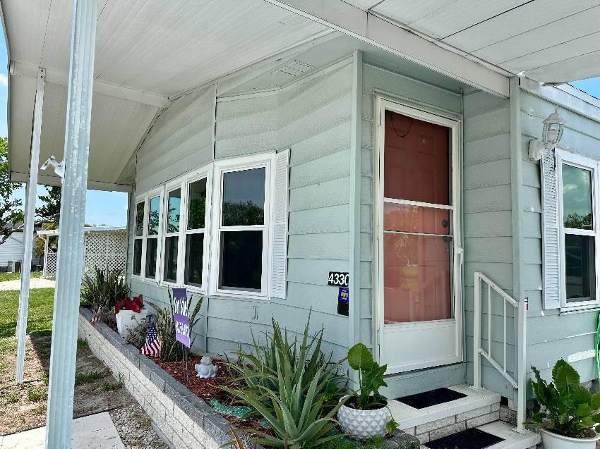4330 Lake View Dr a Ellenton, FL Mobile or Manufactured Home for Sale