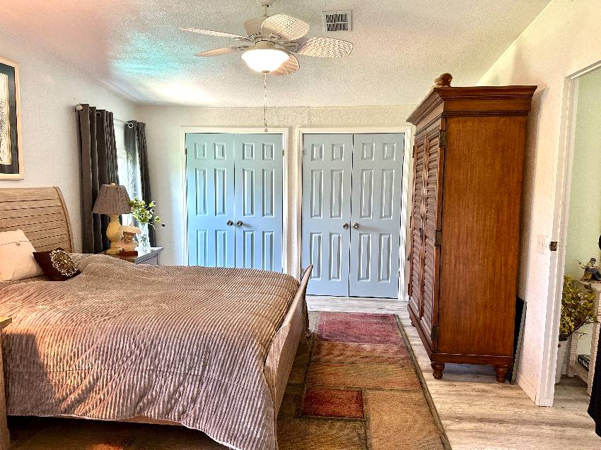4330 Lake View Dr a Ellenton, FL Mobile or Manufactured Home for Sale