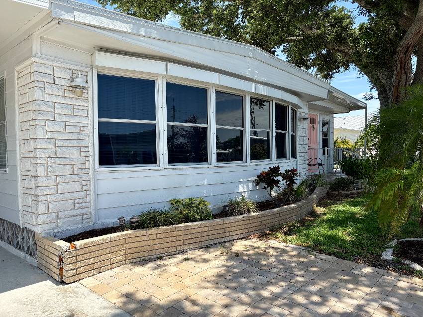 420 Zacapa a Venice, FL Mobile or Manufactured Home for Sale
