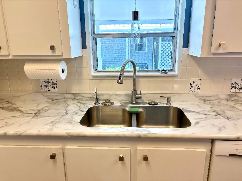 420 Zacapa a Venice, FL Mobile or Manufactured Home for Sale
