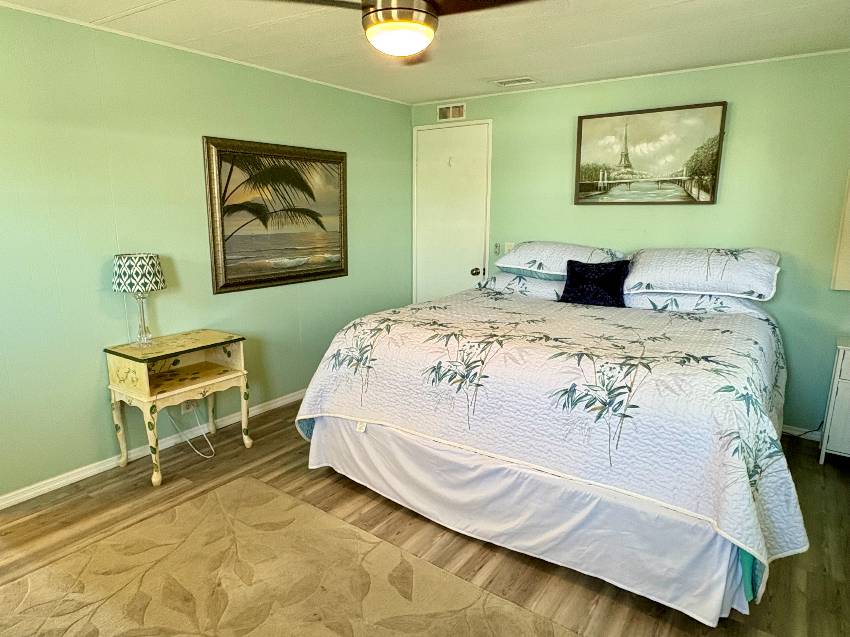 420 Zacapa a Venice, FL Mobile or Manufactured Home for Sale