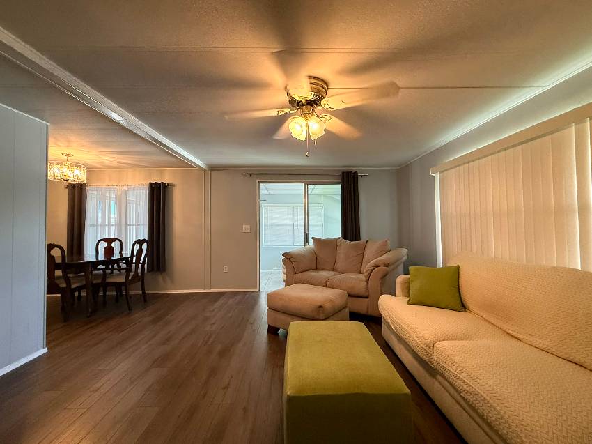 401 Peppertree a Ellenton, FL Mobile or Manufactured Home for Sale