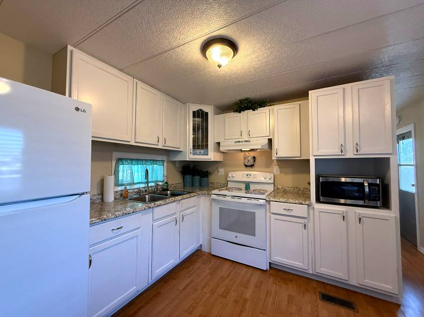 603 63rd Ave Lot B6 a Bradenton, FL Mobile or Manufactured Home for Sale