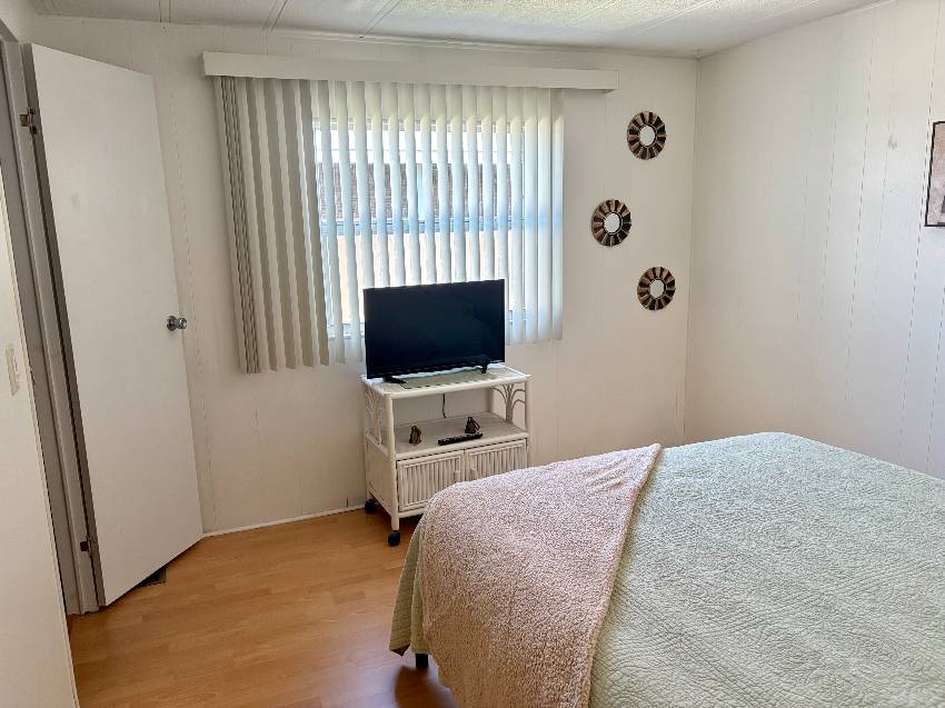 433 Bimini a Venice, FL Mobile or Manufactured Home for Sale