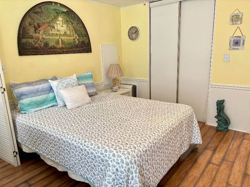 1302 S Indies Circle a Venice, FL Mobile or Manufactured Home for Sale