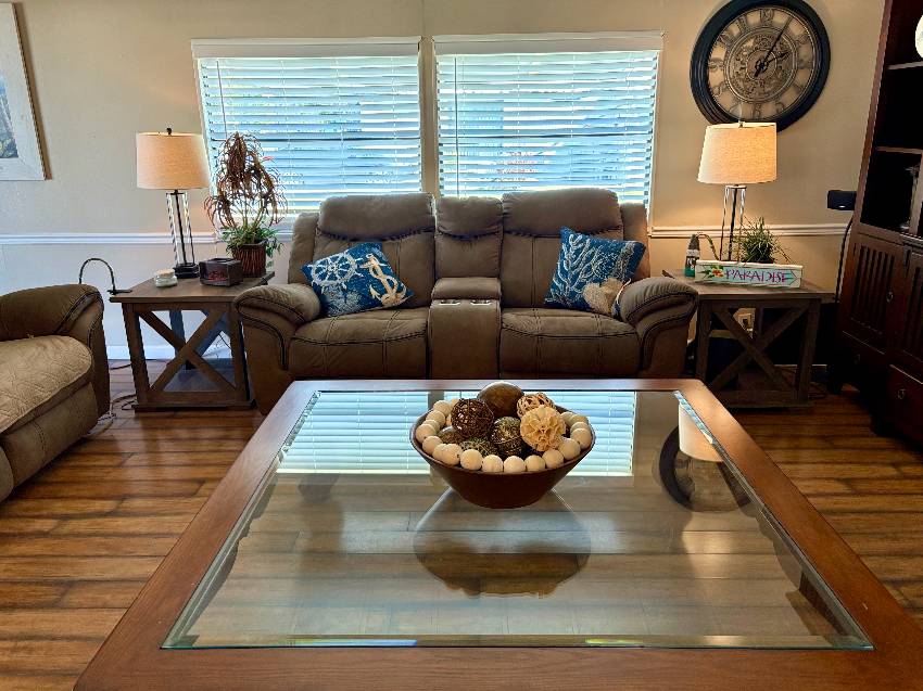 1302 S Indies Circle a Venice, FL Mobile or Manufactured Home for Sale