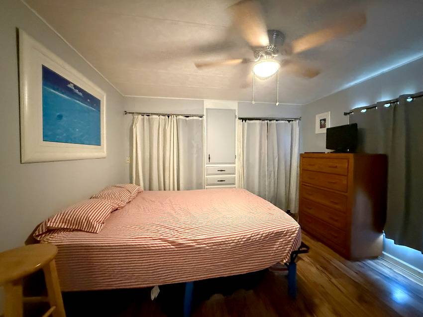 563 Bayshore Dr a Ellenton, FL Mobile or Manufactured Home for Sale