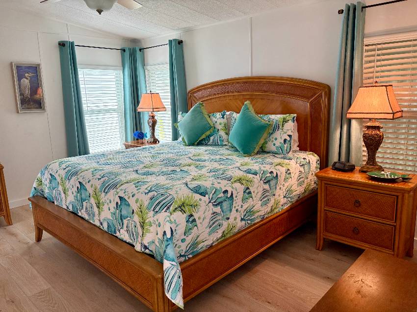 1304 S. Indies Circle a Venice, FL Mobile or Manufactured Home for Sale