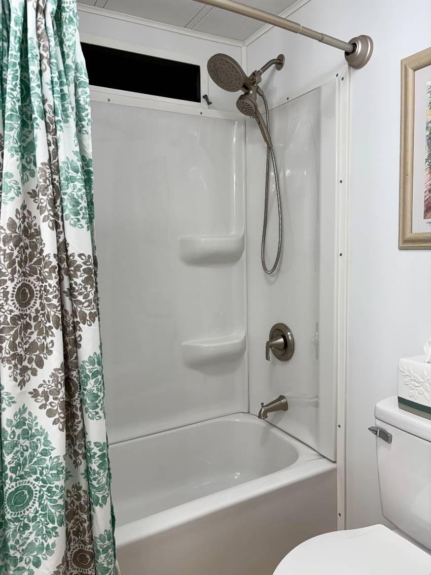 1304 S. Indies Circle a Venice, FL Mobile or Manufactured Home for Sale