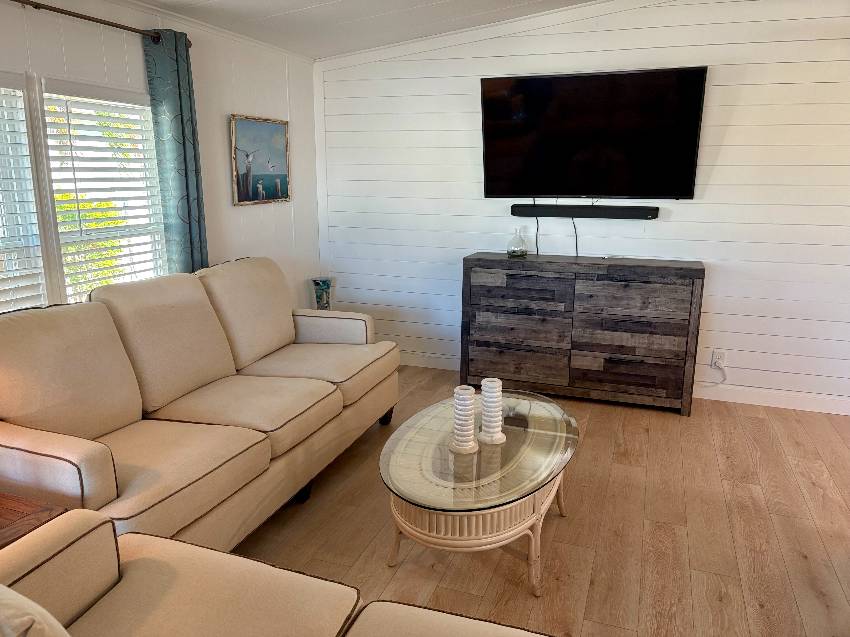 1304 S. Indies Circle a Venice, FL Mobile or Manufactured Home for Sale