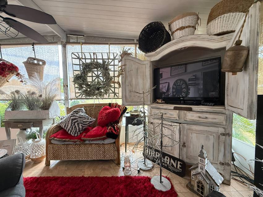 374 Teakwood Dr a Ellenton, FL Mobile or Manufactured Home for Sale