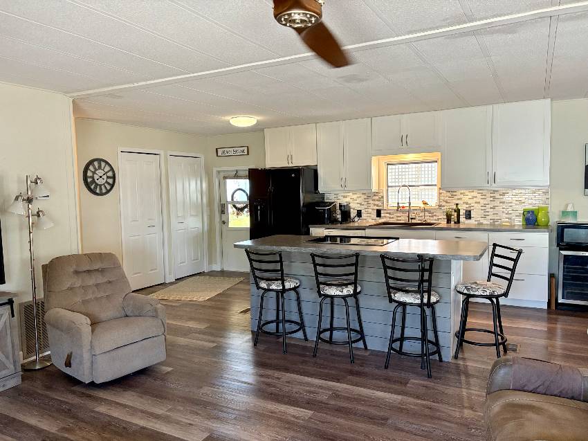 912 Posadas W a Venice, FL Mobile or Manufactured Home for Sale