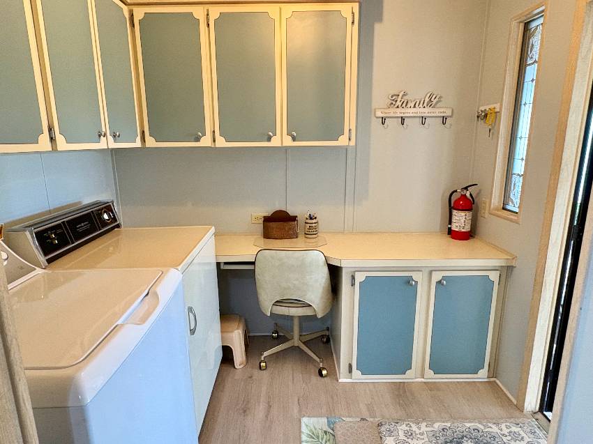 1215 Hispaniola Way a Venice, FL Mobile or Manufactured Home for Sale