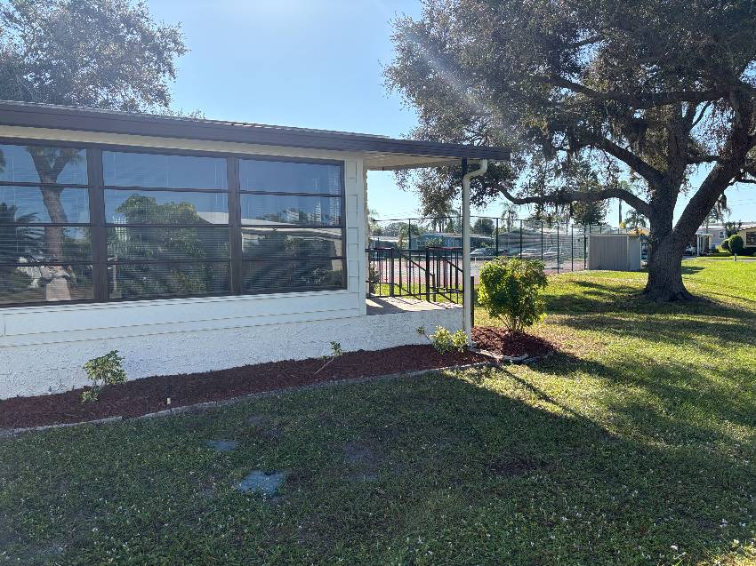 1215 Hispaniola Way a Venice, FL Mobile or Manufactured Home for Sale