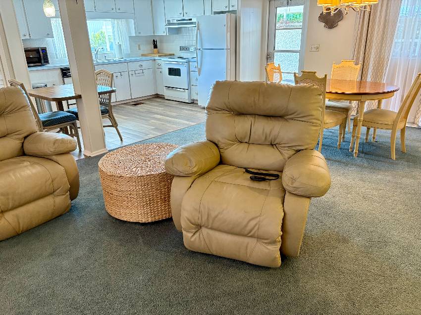 935 Vincent W a Venice, FL Mobile or Manufactured Home for Sale