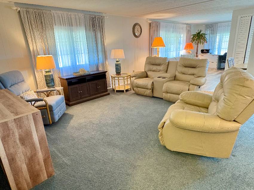 935 Vincent W a Venice, FL Mobile or Manufactured Home for Sale