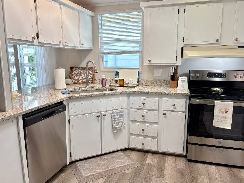 1219 N Indies Circle a Venice, FL Mobile or Manufactured Home for Sale