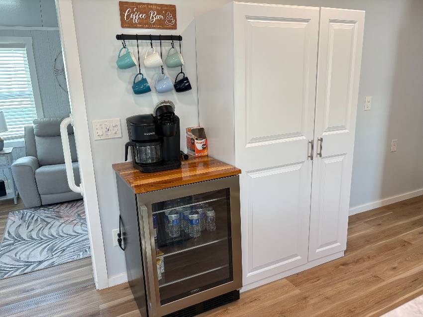 1300 N River Road, Lot E125 a Venice, FL Mobile or Manufactured Home for Sale