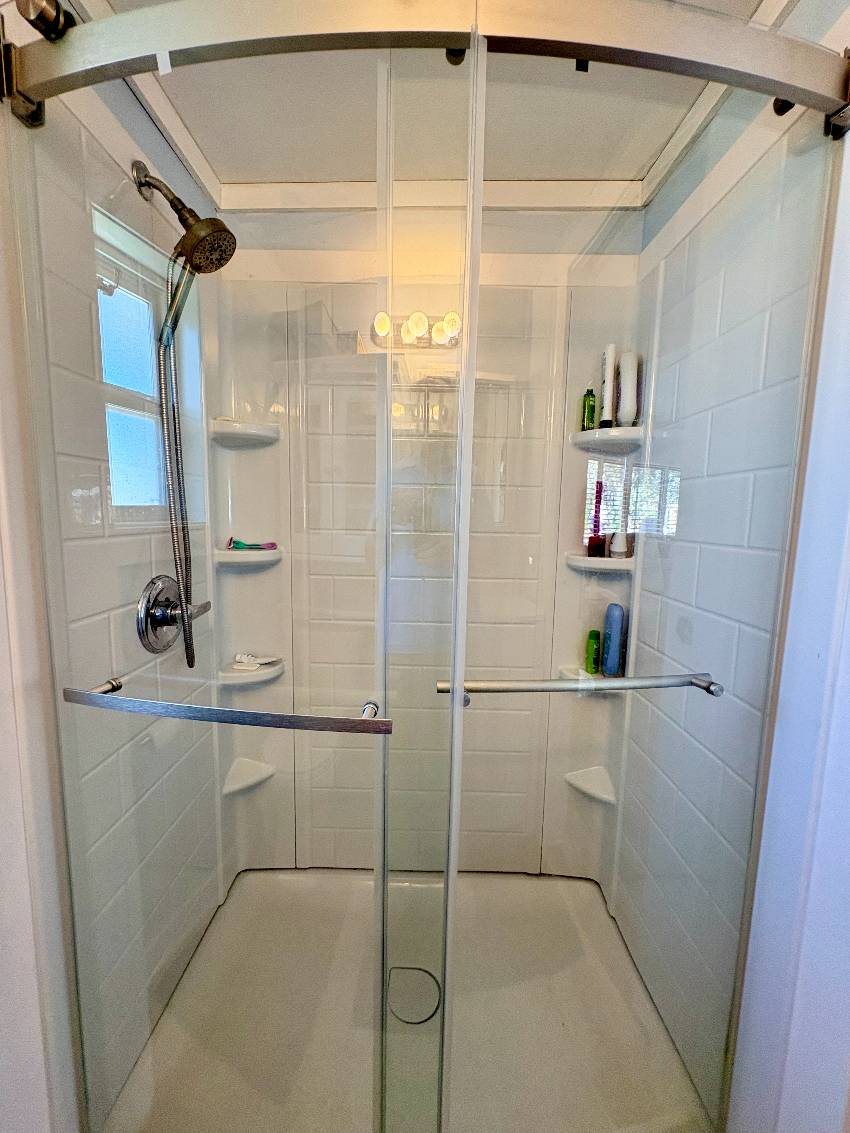 1300 N River Road, Lot R26 a Venice, FL Mobile or Manufactured Home for Sale