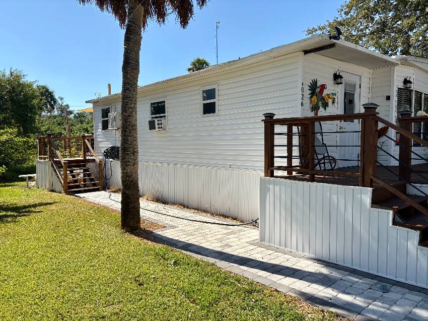 1300 N River Road, Lot R26 a Venice, FL Mobile or Manufactured Home for Sale