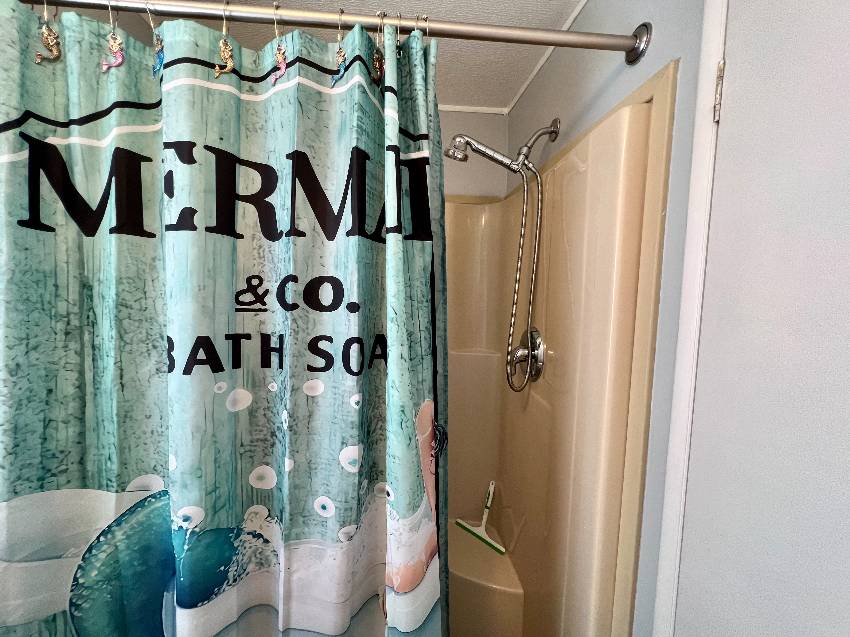 8023 Buena Vista Dr a Ellenton, FL Mobile or Manufactured Home for Sale