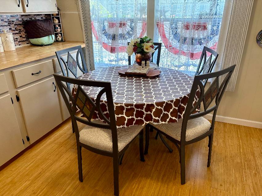 445 Cobia a Venice, FL Mobile or Manufactured Home for Sale