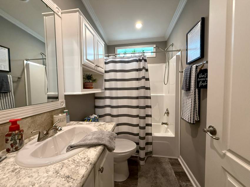 7017 Xander Ct a Ellenton, FL Mobile or Manufactured Home for Sale