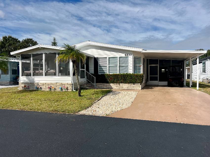 9833 Sucia Circle a Parrish, FL Mobile or Manufactured Home for Sale