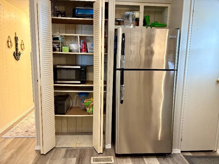 921 Eleuthera W a Venice, FL Mobile or Manufactured Home for Sale