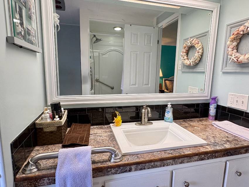 917 Sand Cay W a Venice, FL Mobile or Manufactured Home for Sale