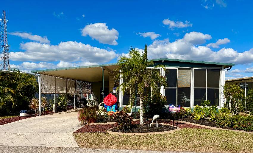 917 Sand Cay W a Venice, FL Mobile or Manufactured Home for Sale