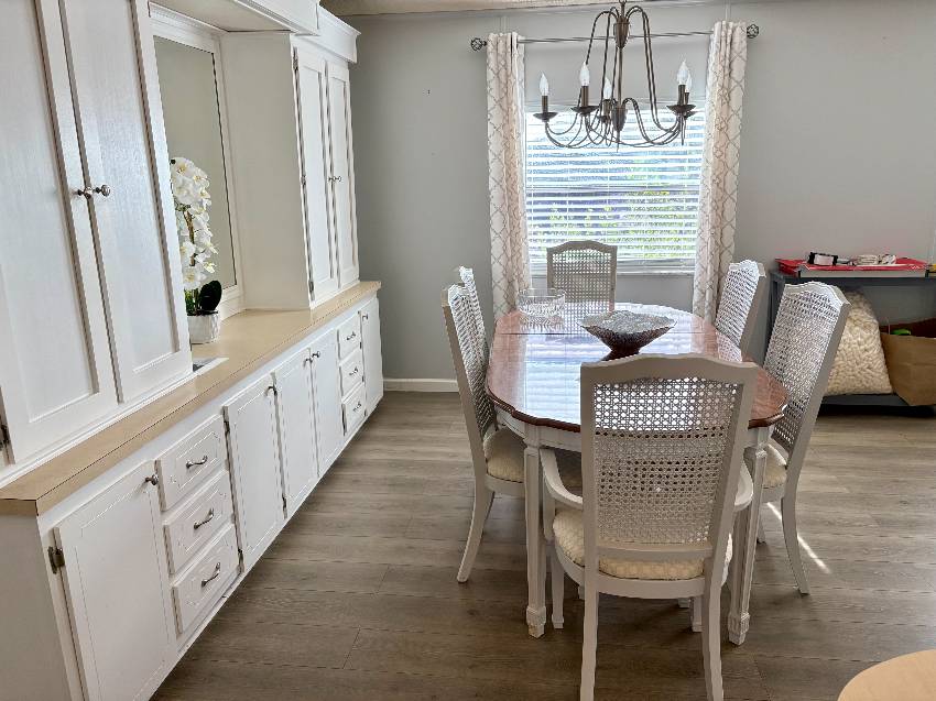 1172 Juanita Circle a Venice, FL Mobile or Manufactured Home for Sale